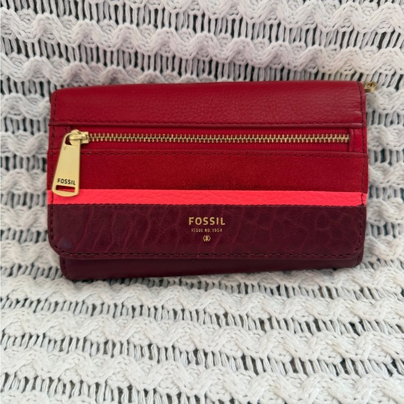 Fossil Handbags - FOSSIL Red Preston Flip Snap Bi-Fold Long Three Tone Leather Zip Wallet